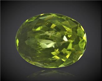Natural Peridot Certified 7.02 CTS. ( 9116 )